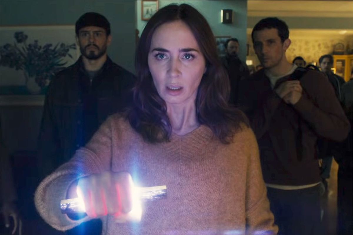 Crítica de "El día de la revelación": Spielberg vuelve a mirar las estrellas en un thriller conspirativo
