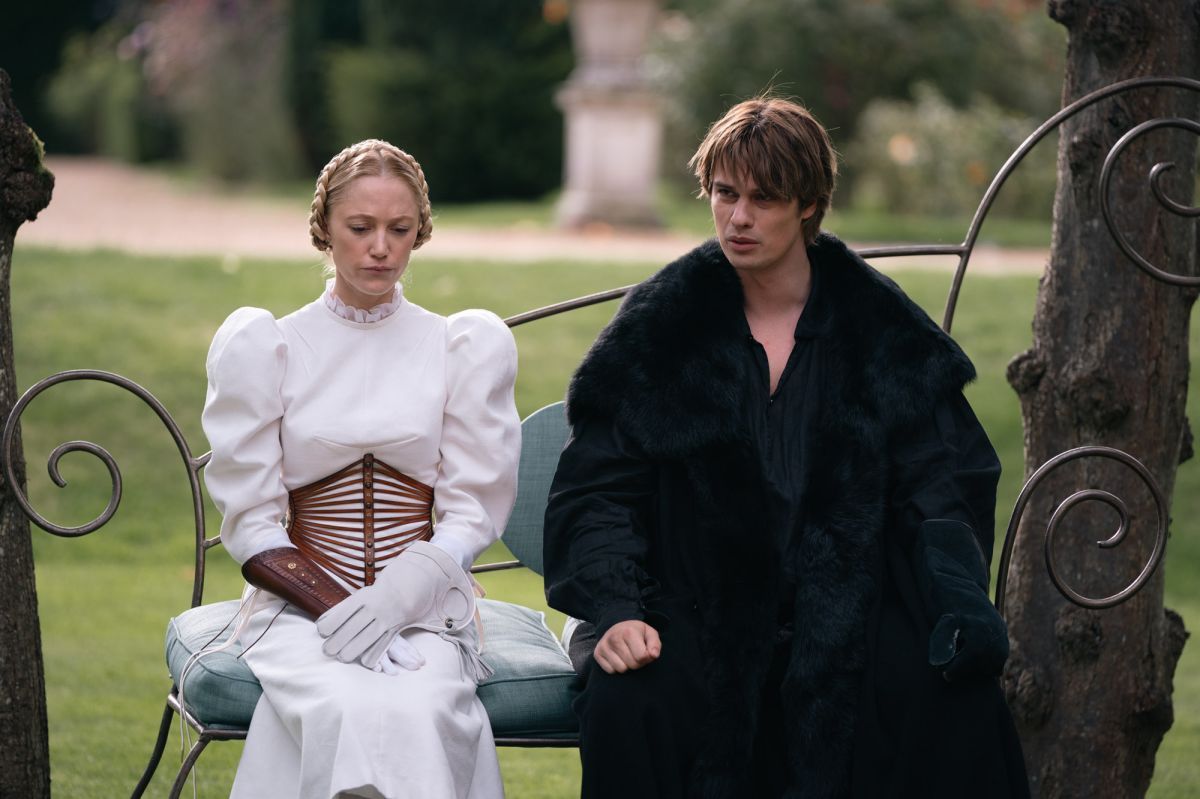 Crítica de "Las 100 Noches del deseo": Maika Monroe y Nicholas Galitzine en una propuesta que no logra sostenerse