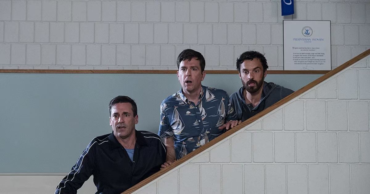 Crítica de "¡Te atrapé!": Jeremy Renner y Jon Hamm en un divertido juego de amigos