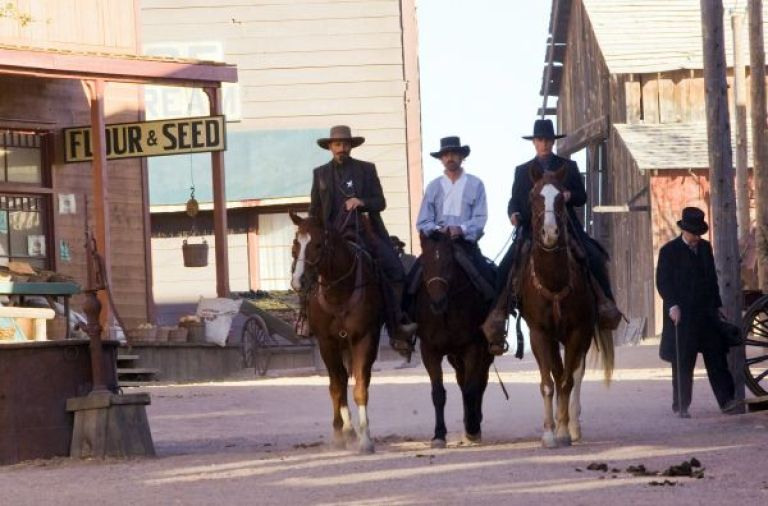 Crítica de “Entre la Vida y la Muerte”: Ed Harris y Viggo Mortensen, cuando la amistad es cosa de hombres