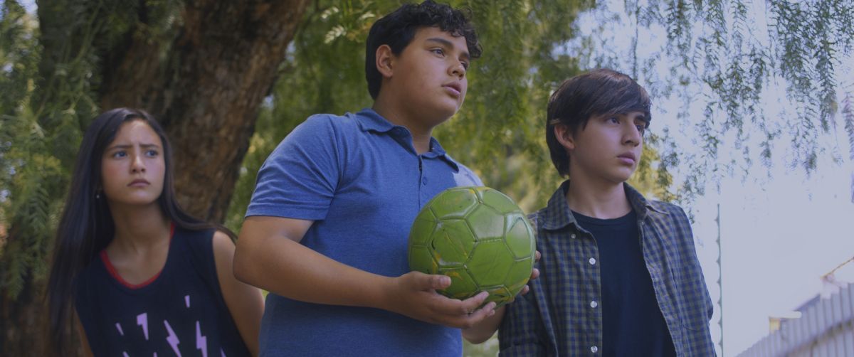 Crítica de “Jardines del bosque”: un coming of age que convierte los recuerdos en evidencia