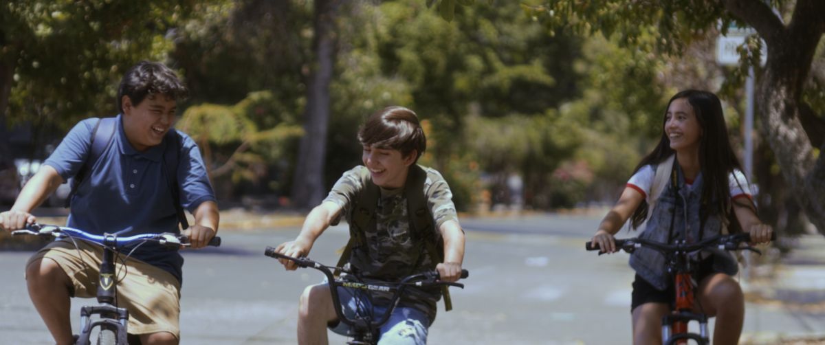 Crítica de “Jardines del bosque”: un coming of age que convierte los recuerdos en evidencia