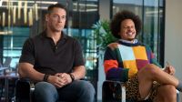 Crítica de "Hermanito": una comedia tonta con John Cena y Eric André