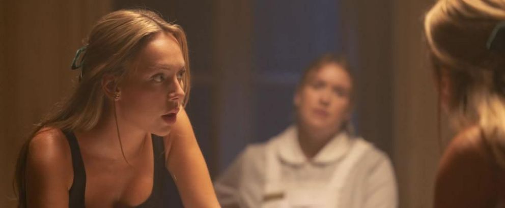 Crítica de "El talento": Ester Expósito y un drama sobre poder, deseo y degradación moral