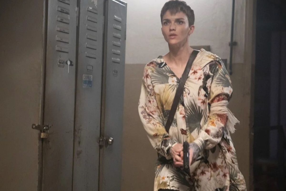 Crítica de “La portera”: Ruby Rose y un clon femenino de "Duro de matar"