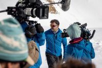"Más allá de la sociedad": la serie documental creada por J.A. Bayona llegará a Netflix en 2026