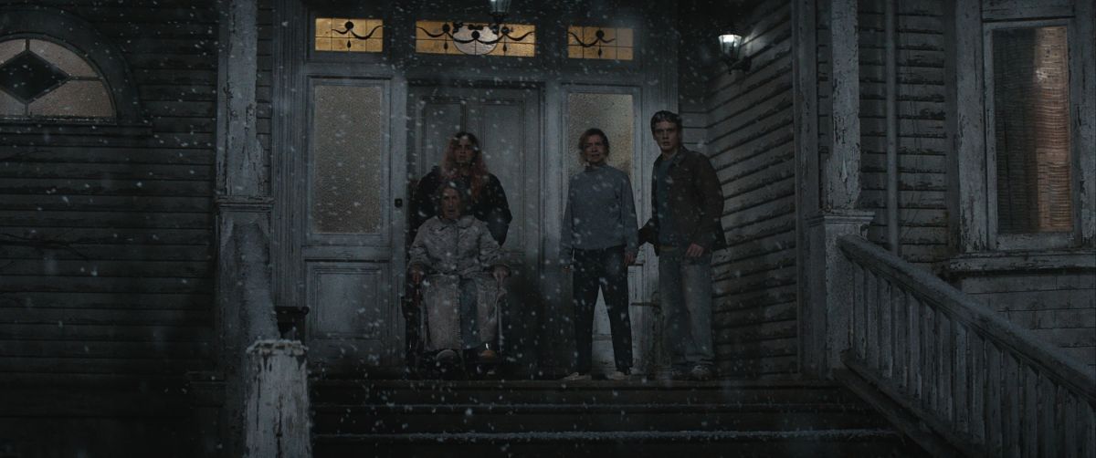 Crítica de “Evil Dead: En llamas”: Sam Raimi y un verdadero infierno familiar