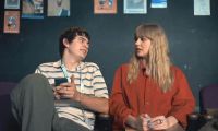 Crítica de "Emily, ¿Dónde estás?": una comedia romántica en busca de la 'Manic Pixie Dream Girl'