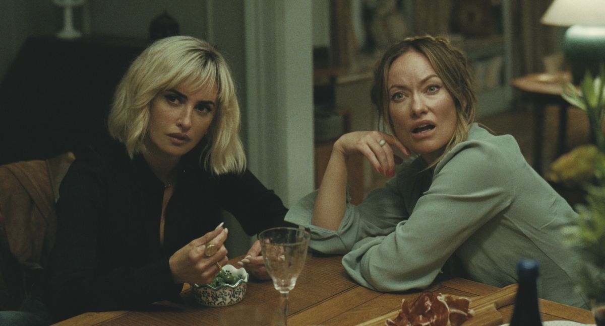 Crítica de "La invitación": Olivia Wilde y una comedia sobre el matrimonio, el deseo y sus fisuras