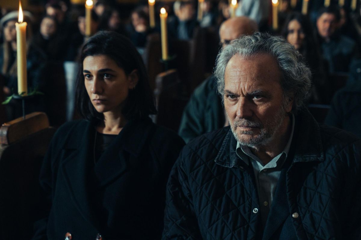 Crítica de "Los creyentes": José Coronado y un thriller psicológico sobre ideas conspiranoicas
