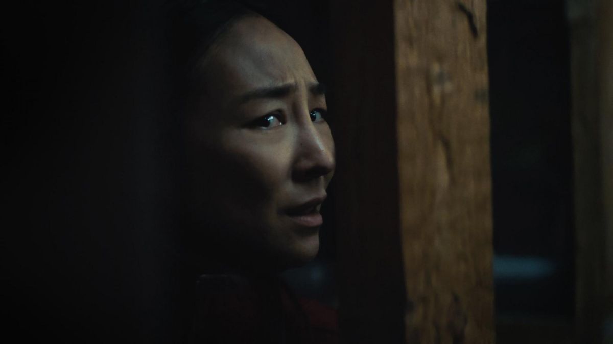 Crítica de “La última casa”: Wagner Moura y Greta Lee, atrapados bajo la lluvia