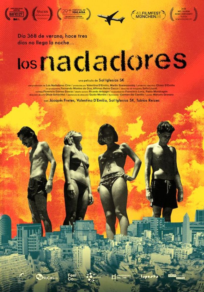 Crítica de "Los nadadores": distopía urbana en un verano sin noche