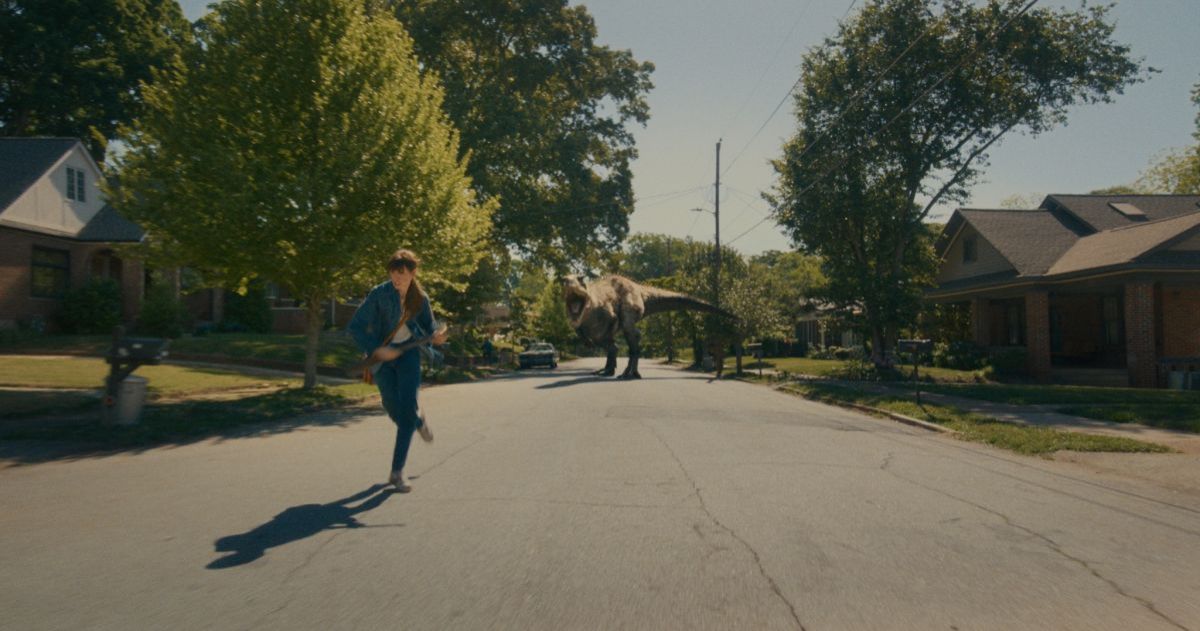 Crítica de “El final de la calle Oak”: Anne Hathaway y Ewan McGregor en una aventura prehistórica