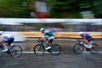 Equipos de ciclismo en ruta que adelantaron a un segundo velocista para convertirlo en un objetivo falso