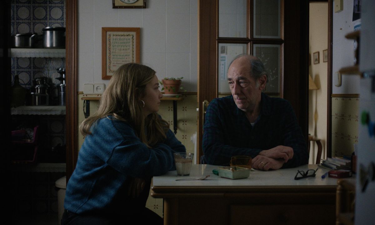 Crítica de "Yo no moriré de amor": la casa como territorio del desgaste