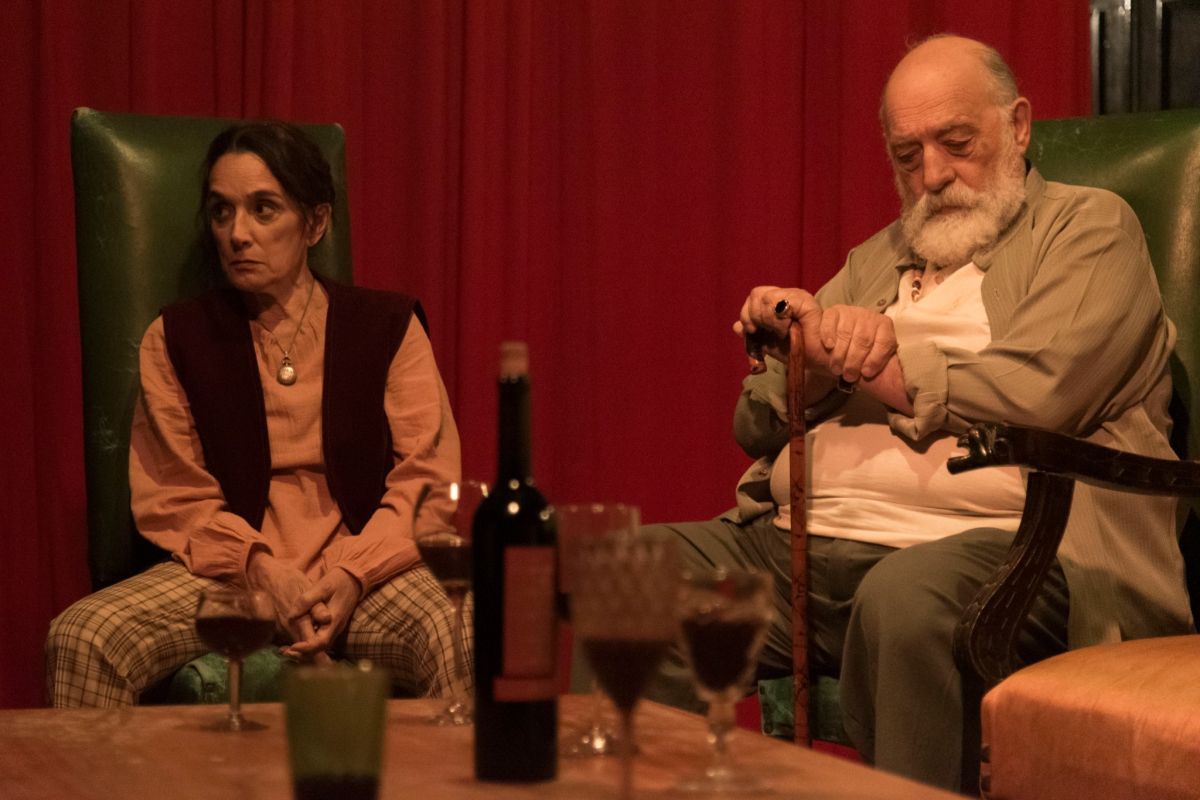Crítica de “Romeo y Ofelia”: Una tragedia rosarina de Gustavo Postiglione