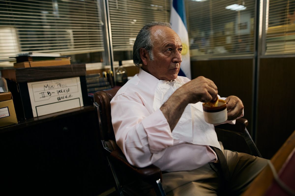 Crítica de “Gutiérrez is mai neim”: Darío Barassi y Yayo convierten la incompetencia en método policial