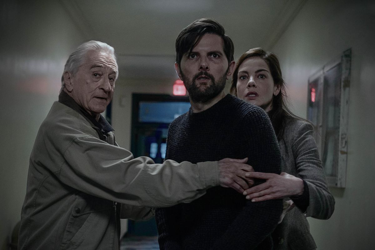 Crítica de “Susurran tu nombre”: Robert De Niro y Adam Scott en un thriller de padres e hijos