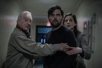 Crítica de “Susurran tu nombre”: Robert De Niro y Adam Scott en un thriller de padres e hijos