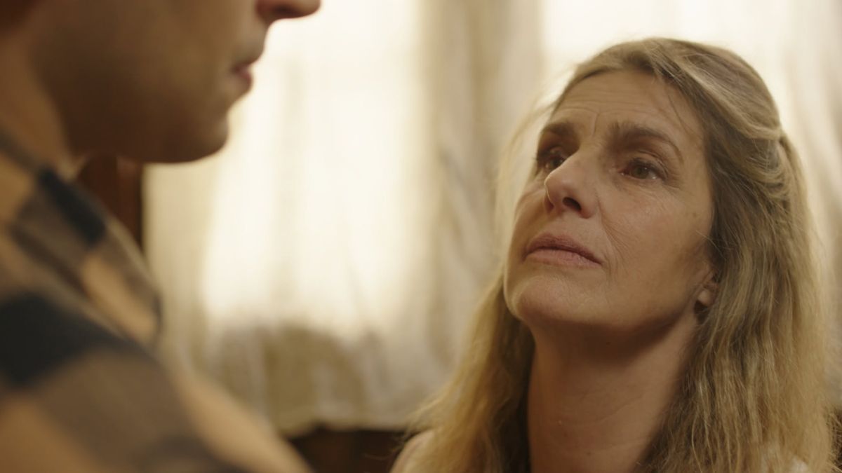 Nora Cárpena y Silvia Kutika protagonizan "Sombras", el thriller psicológico que llega a NET TV