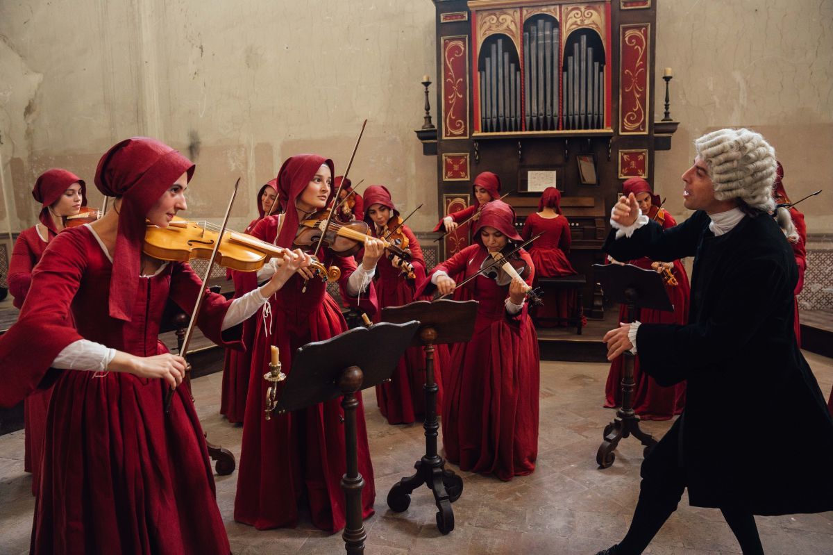 Crítica de "Primavera": Venecia, Vivaldi y una ficción sobre "Las cuatro estaciones"