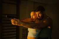 Crítica de "Enfrentados: Marfil": mucho lujo para tan poca película