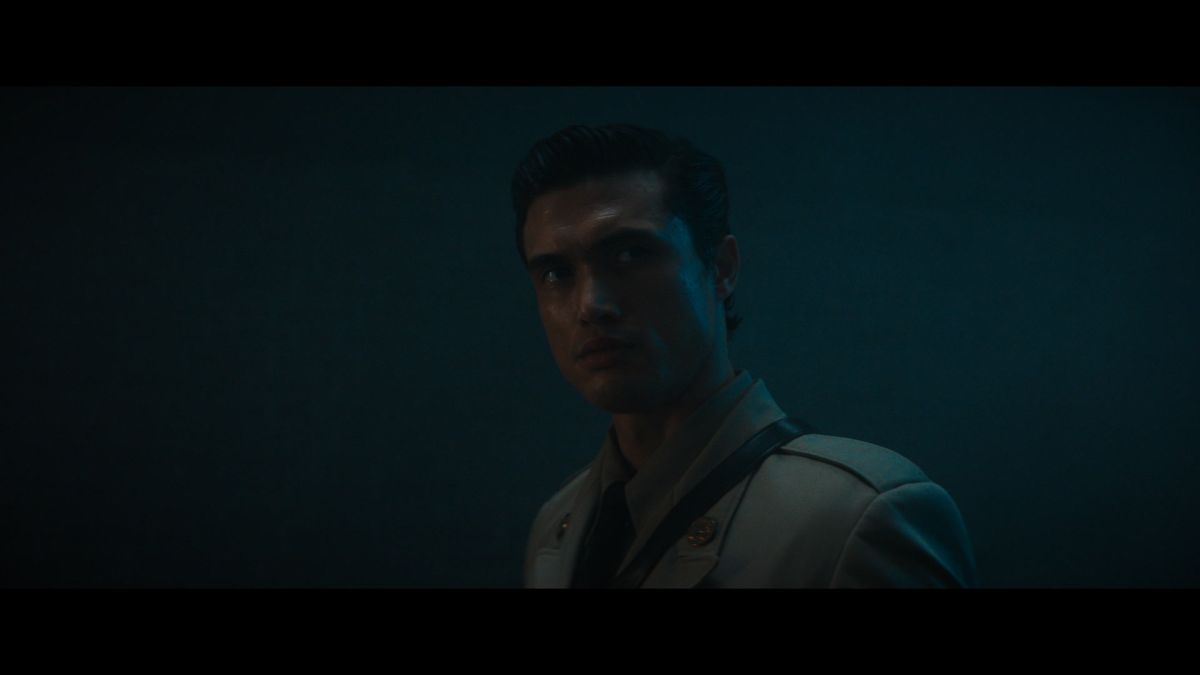 Nicolas Winding Refn habla de "Su propio infierno", la crítica y Charles Melton