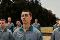 Crítica de "Academia Minerva": la serie juvenil que expone la violencia detrás de la disciplina militar