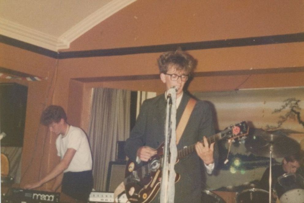 Crítica de "Pulp: ¿Qué harías por una canción más?":  Garth Jennings y el regreso de una banda que hizo de la incomodidad una canción