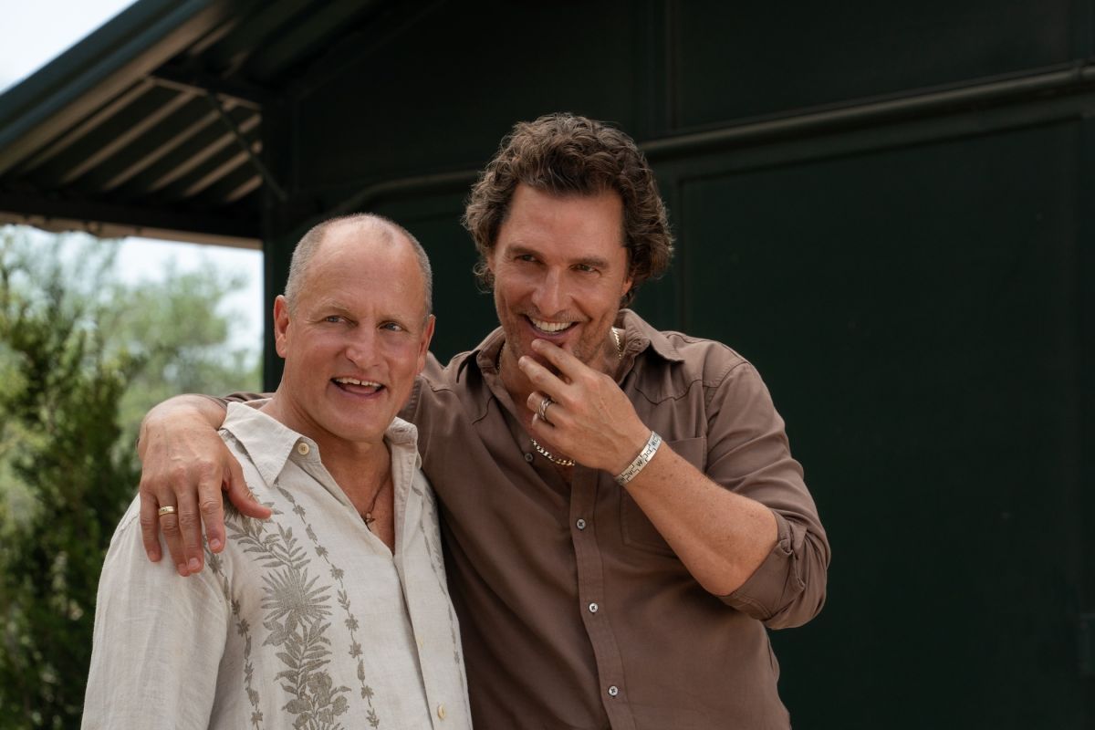 Crítica de “Casi hermanos”: Woody Harrelson y Matthew McConaughey en una serie sobre la amistad
