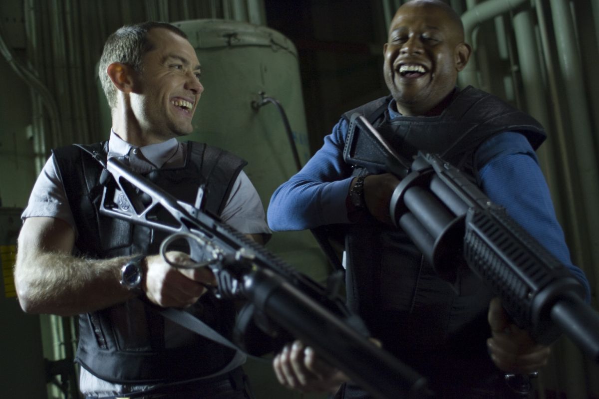 Crítica de "Repo Men: Los recolectores": Jude Law y Forest Whitaker en una carnicería corporativa