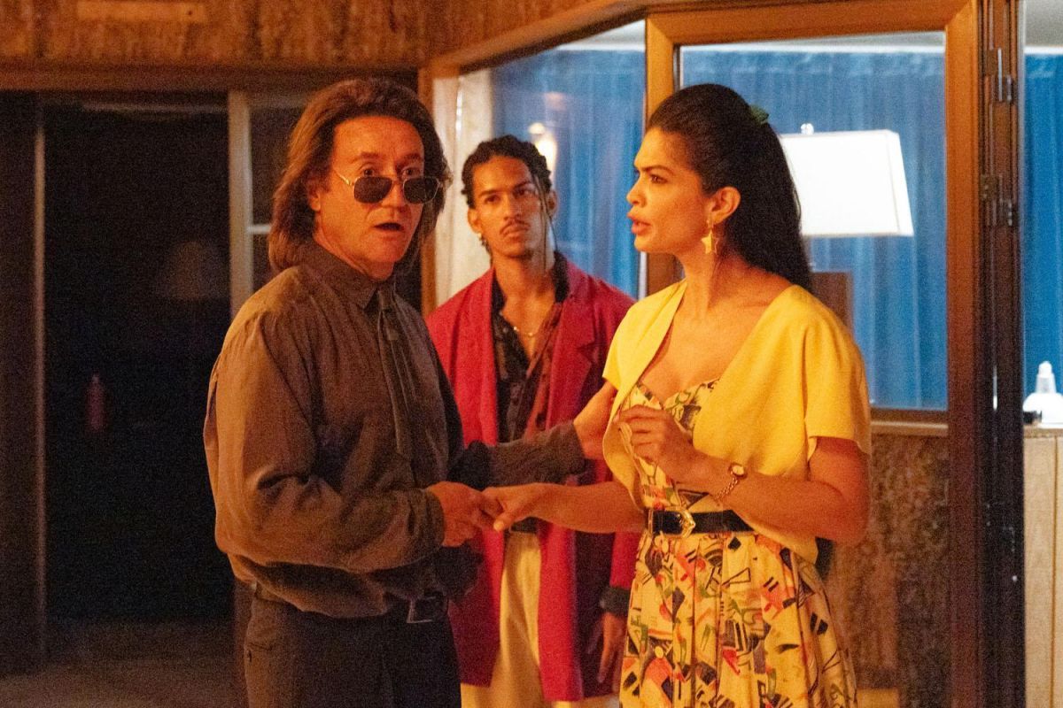Crítica de "Aquel": la serie que desvela el mito de Raphael
