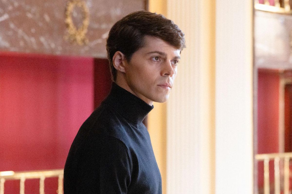 Crítica de "Aquel": la serie que desvela el mito de Raphael