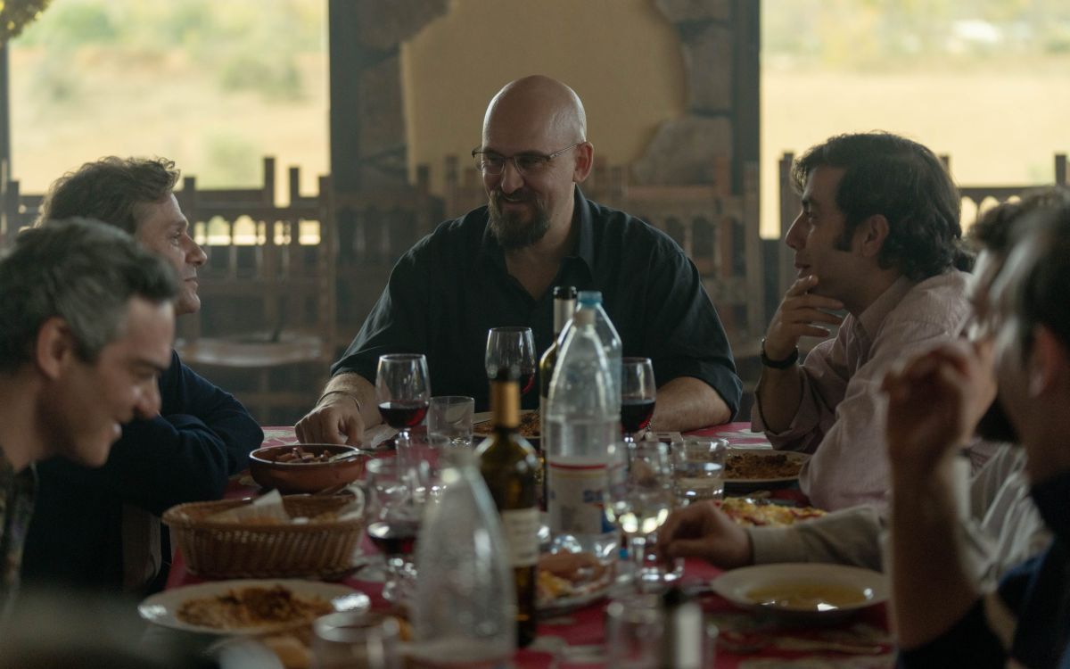 Crítica de "El castillo": una serie que desmonta la impunidad y las redes de prostitución desde un rigor dramático desgarrador.