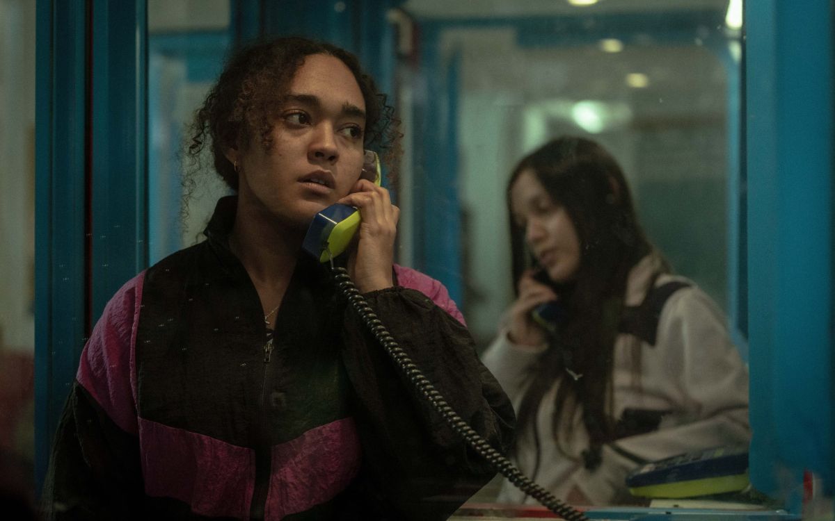 Crítica de "El castillo": una serie que desmonta la impunidad y las redes de prostitución desde un rigor dramático desgarrador.