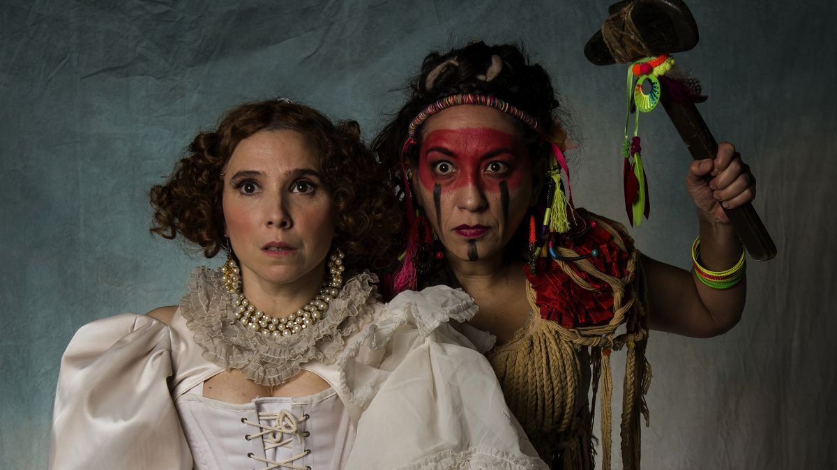 Crítica de "Las cautivas": la obra de Mariano Tenconi Blanco con Laura Paredes y Lorena Vega que reinventa la mitología nacional