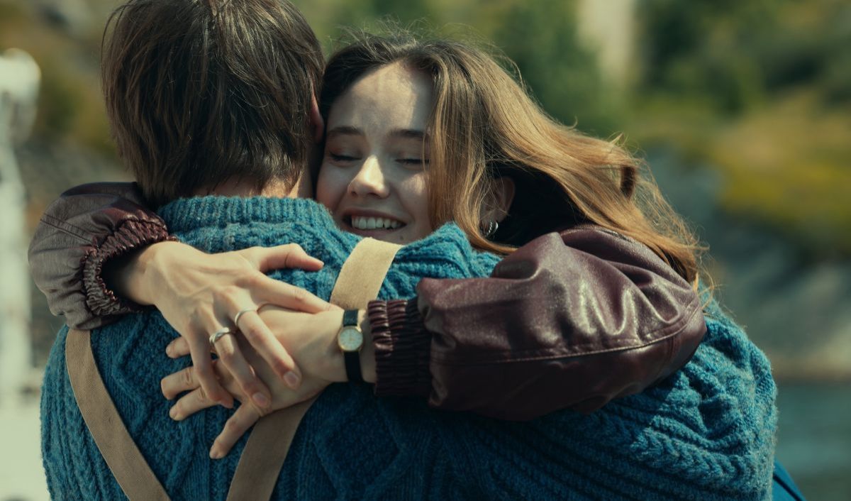Crítica de “Bajo la superficie”: Josh Hartnett en la serie sobre los miedos subacuáticos de una familia