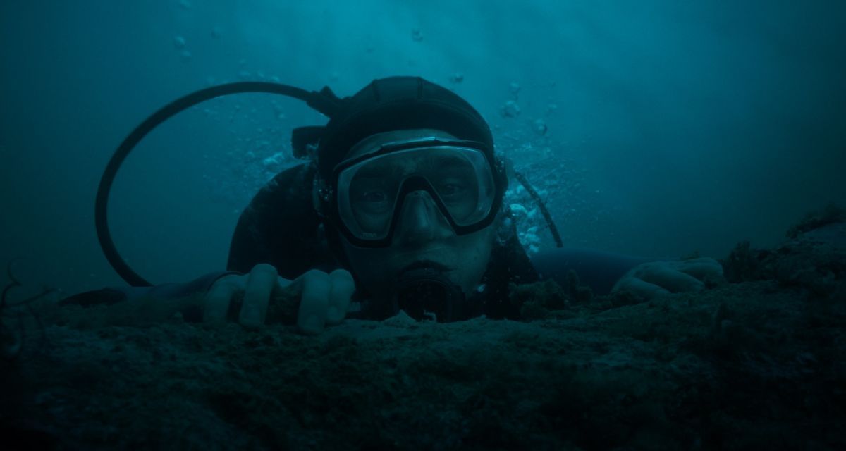 Crítica de “La caída de la ballena”: tragado por una película absurda