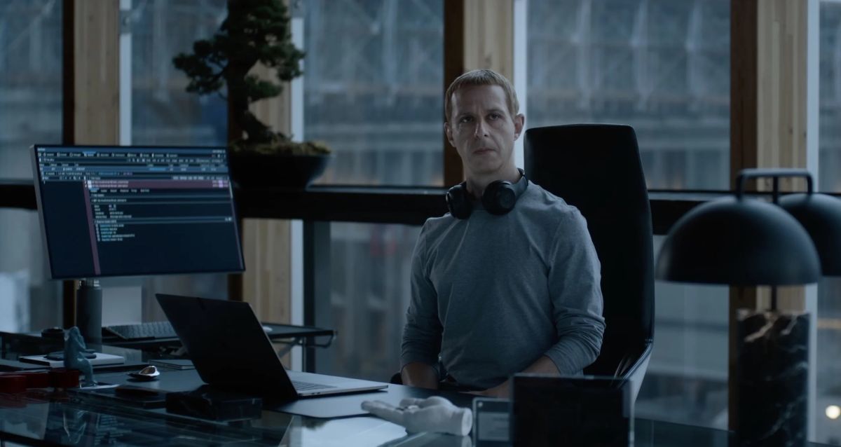 Crítica de “El poder de la red”: Aaron Sorkin y un thriller sobre algoritmos y campañas de odio
