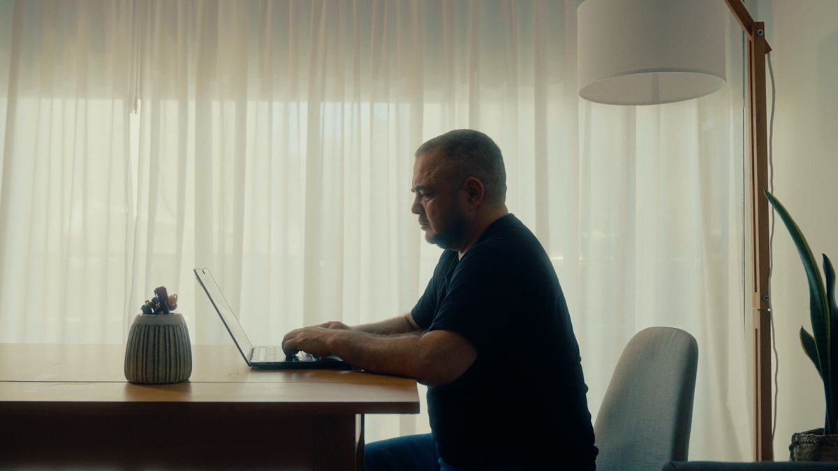 Crítica de "Intersex / El círculo violeta": la disputa por la soberanía íntima en un documental de Teresa Martino