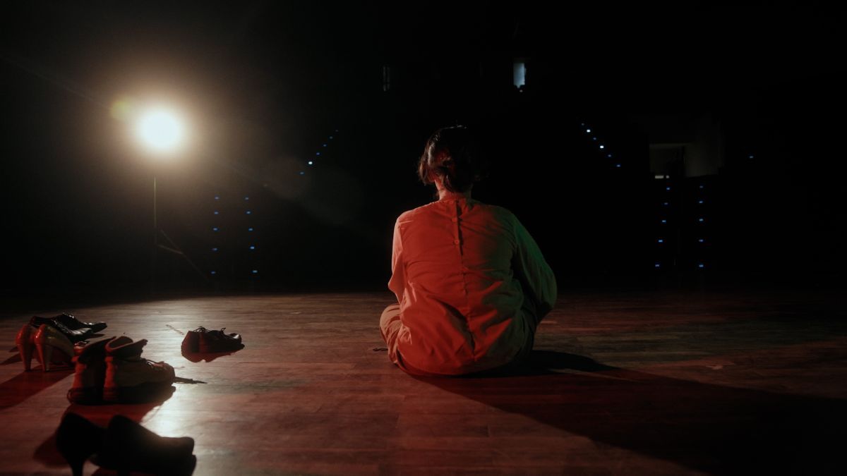 Crítica de "Intersex / El círculo violeta": la disputa por la soberanía íntima en un documental de Teresa Martino
